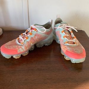 Nike Womens Vapormax Air sneakers